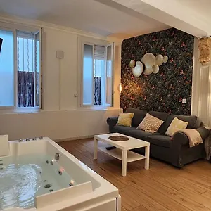 Serenite Au Palais Romantique Jacuzzi Appartement